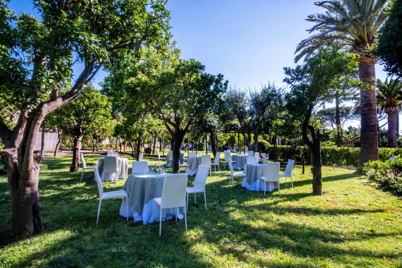 Hotel Alpha Sant'Agnello Esterno foto