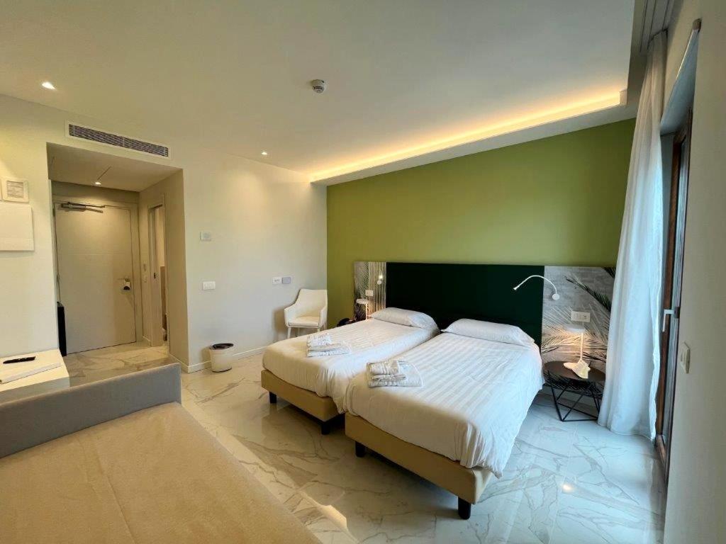 Hotel Alpha Sant'Agnello Esterno foto